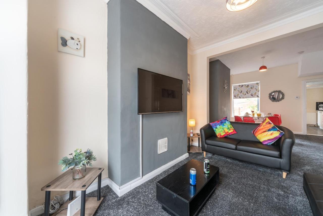 كينغستون أبون هول Jesouth 3 Bed Home In Central Hull -Garden Sleeps 6 المظهر الخارجي الصورة